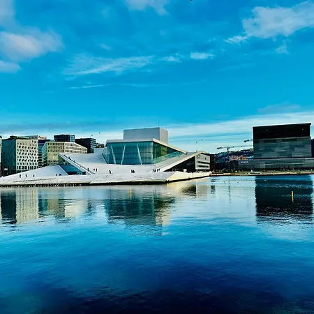 Waterfront By Opera & Munch *