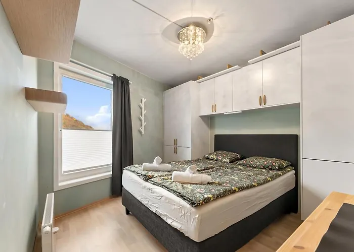 Waterfront By Opera & Munch *